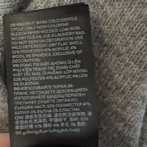 H&M Sweater Womens Small Gray Faux Pearl Beads Collar Wool Stretch Blend Winter - Picture 10 of 11